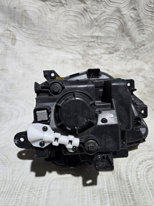 Far hyundai tucson IV 2020-2024 complet impecabil fara defecte
