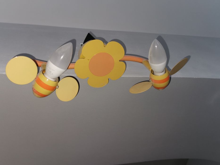 Aplica și lustra albinuțe dormitor copii