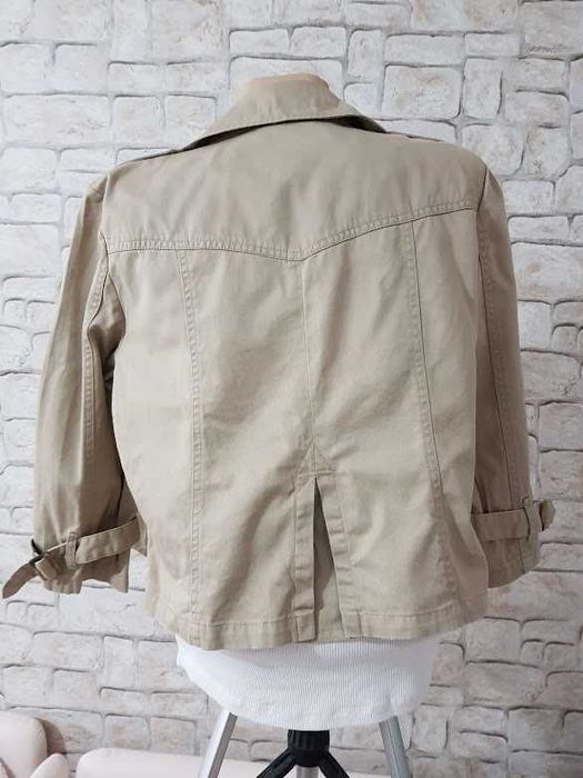 Jacheta Atmosphere,marimea 12/40...merge si 42,stare f buna