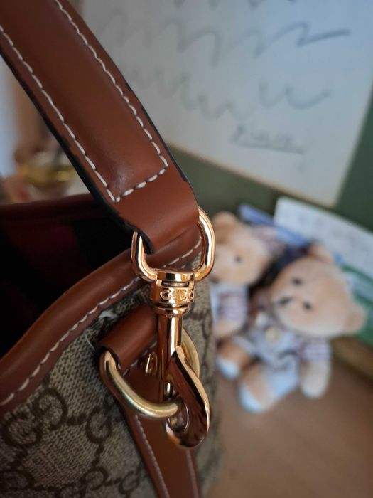 Чанта нова Gucci