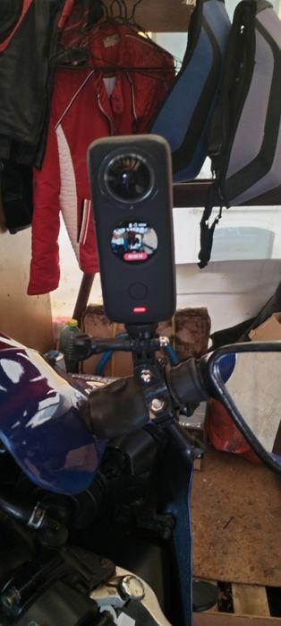 Cameră insta 360 one x2