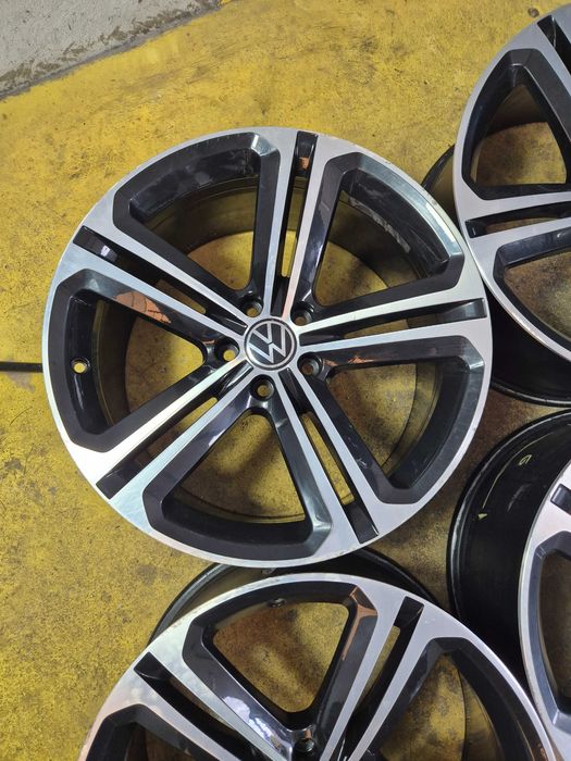 4 Jante Aliaj 5x112 19'' OE VW Passat CC Golf Tiguan Touran Scirocco