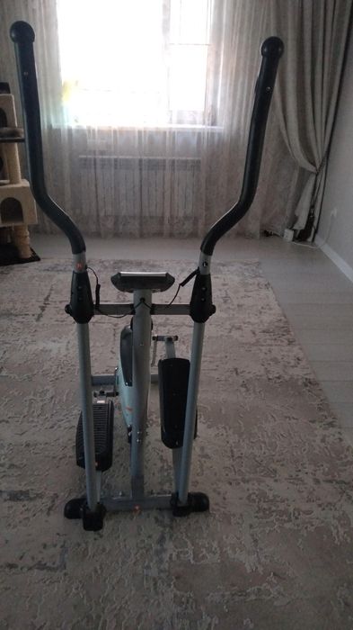 Продам тренажёр эллиптический нв-8166ЕL