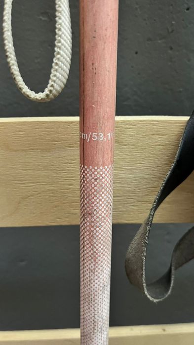 Продам лыжи 2 комплекта