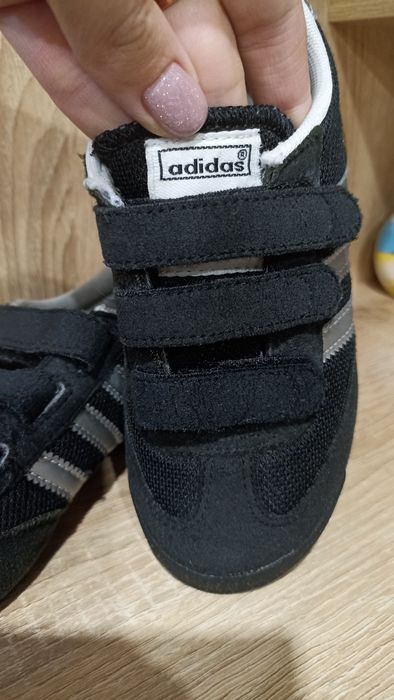 Кроссовки adidas 30 размер