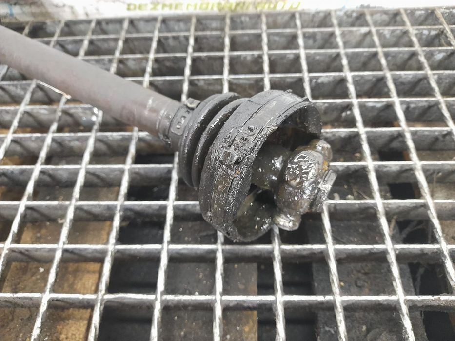 Planetara dreapta fata 2.0 tdci UFBB Ford Mondeo MK4 [2007 - 2010] 2.