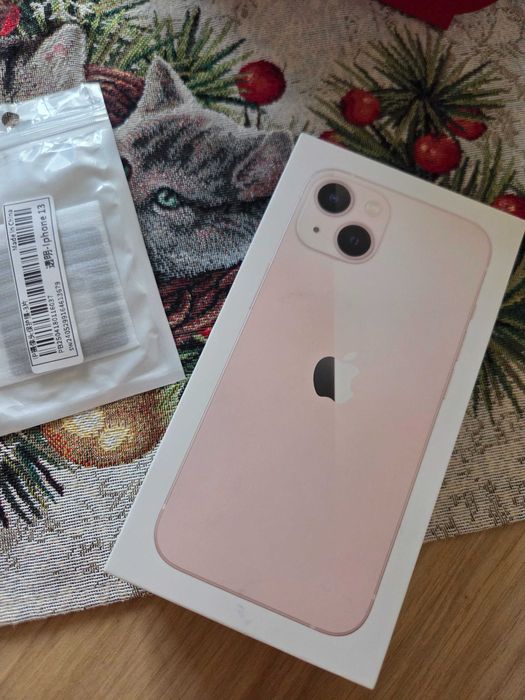 Apple iPhone 13 256 GB - Pink