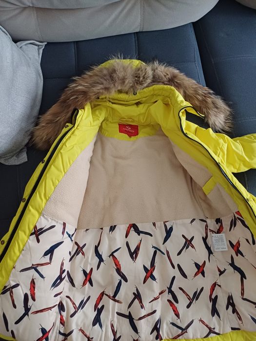 Куртка на девочку 7-10лет