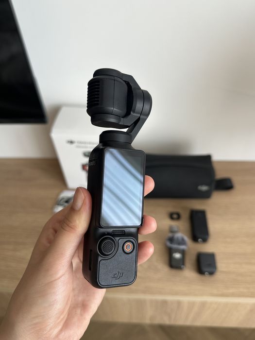 DJI Osmo Pocket 3 Creator Combo