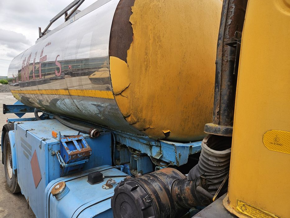 De vânzare Autocisterna AB