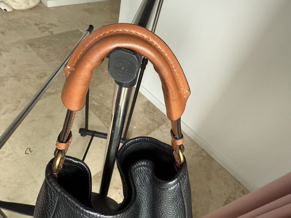 Geanta Marc Jacobs din piele naturala, neagra, stare buna