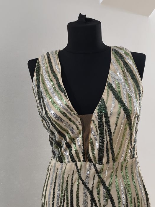 Rochie eleganta cu paiete