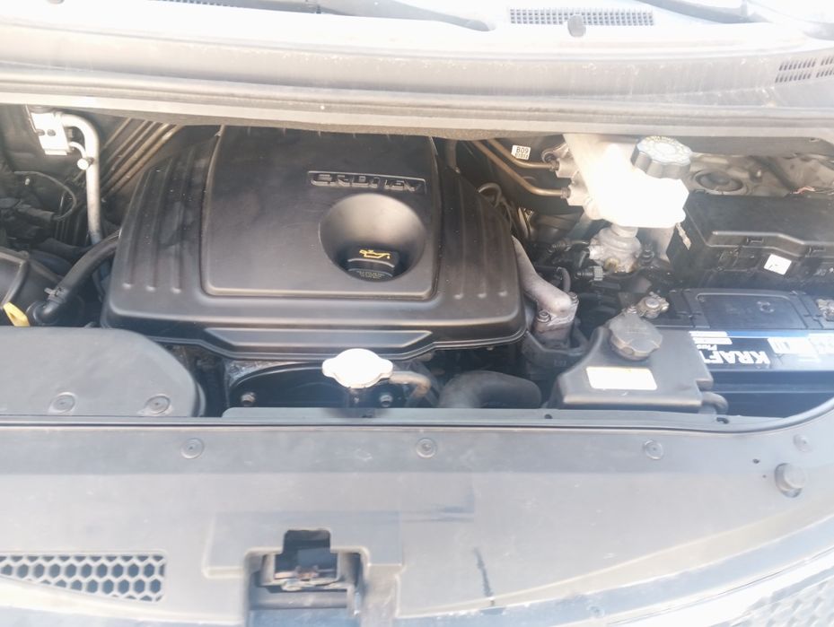 Hyundai H1 2.5 дизел!