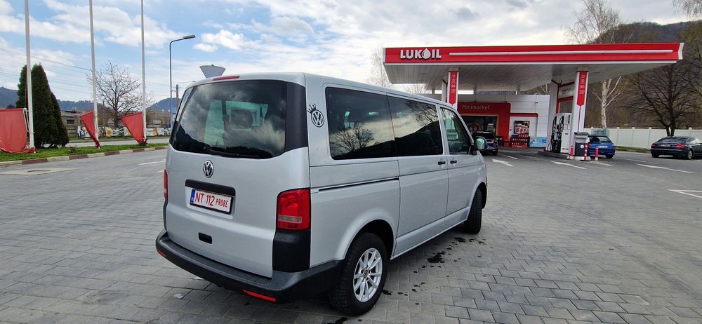 Volkswagen VW T5 Caravelle 8+1 locuri 2014 Ac  Finanțare prin TBI Bank