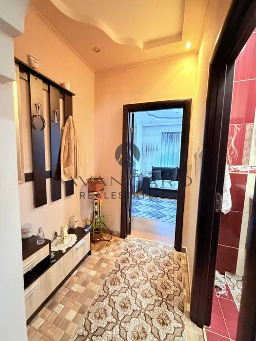 Продава се Тристаен апартамент в Пловдив, Изгрев - 95 кв.м за 1032 €/кв.м - Снимка #14