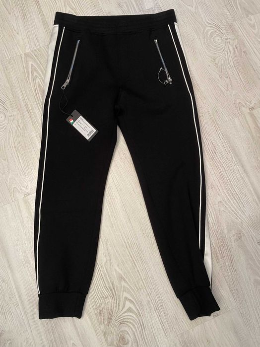 Neil Barrett pantaloni S-M, originali, retail 645 euro