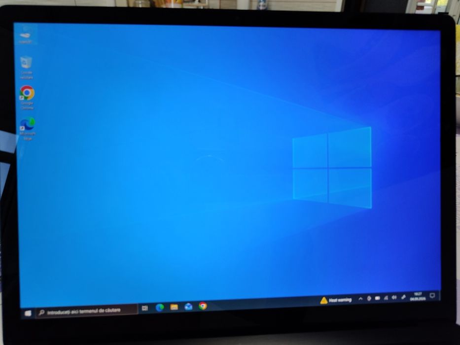 Microsoft surface 4 / i5-1135G7 / 8 GB RAM / ssd 512 GB /