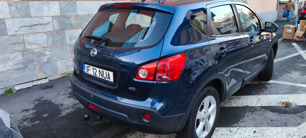 Vand Nissan Qashqai an 2007 ,1.5 dci defect