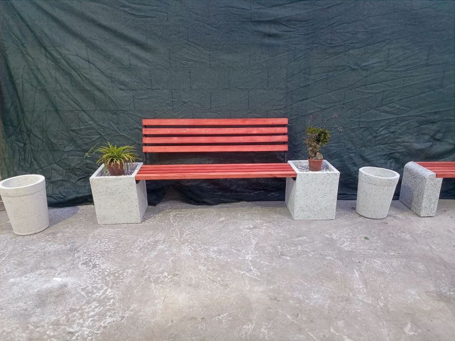Скамейке вазон урна кашпо