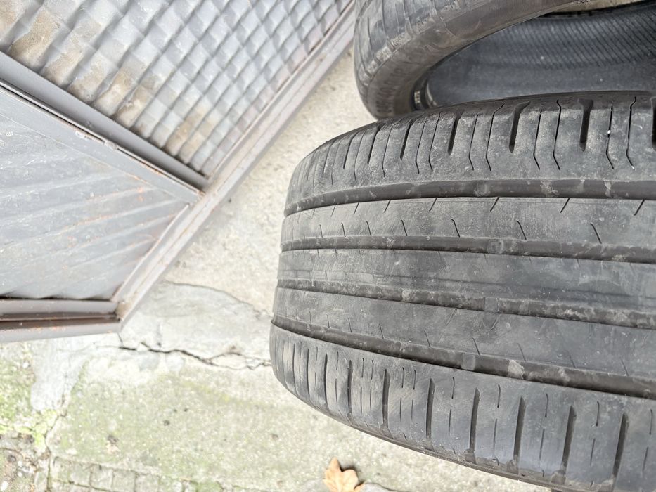 4 броя Континентал летни 24г. Предни 225/45/18 Задни 245/40/18