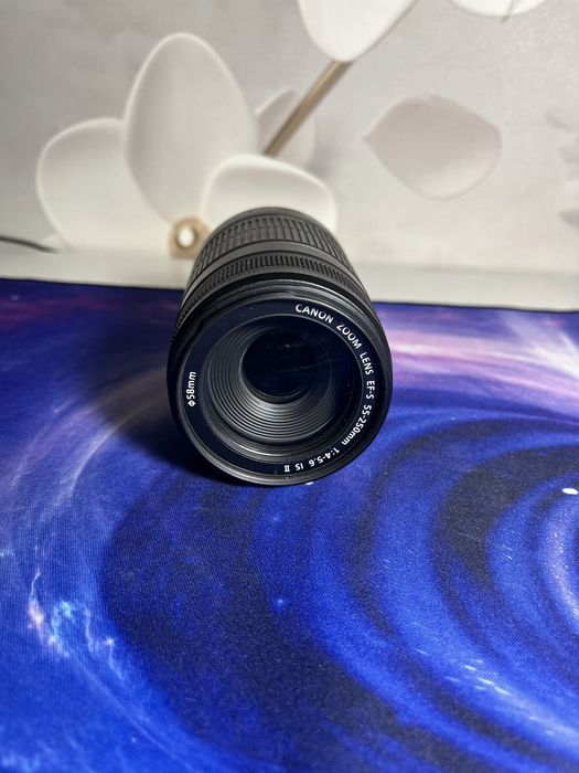 На продаже Canon EOS 600D полный комплект