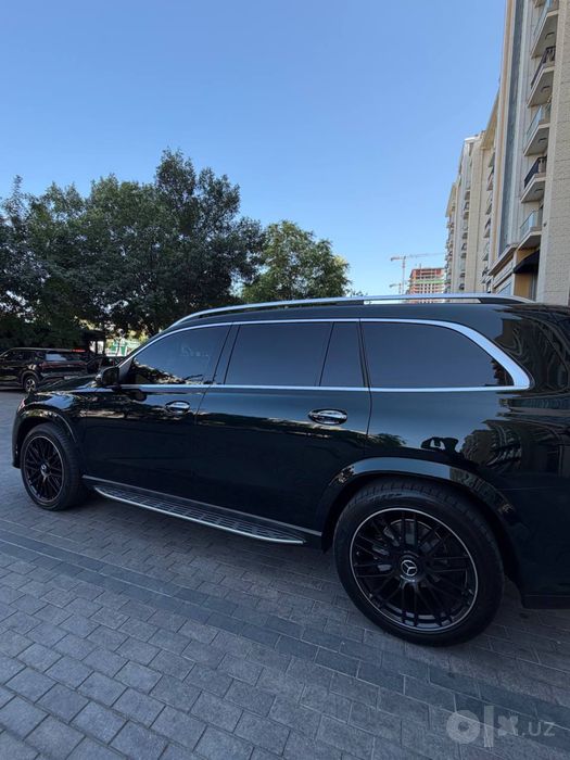 MersedesBenz GLS 580