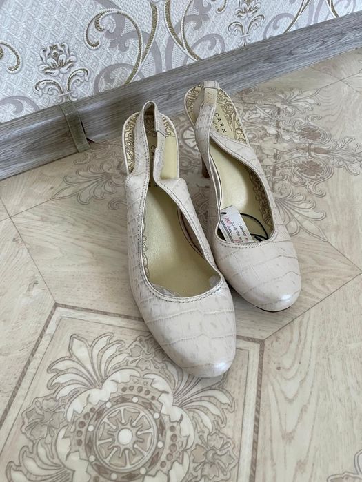 Женская обувь из Италии  и Турции