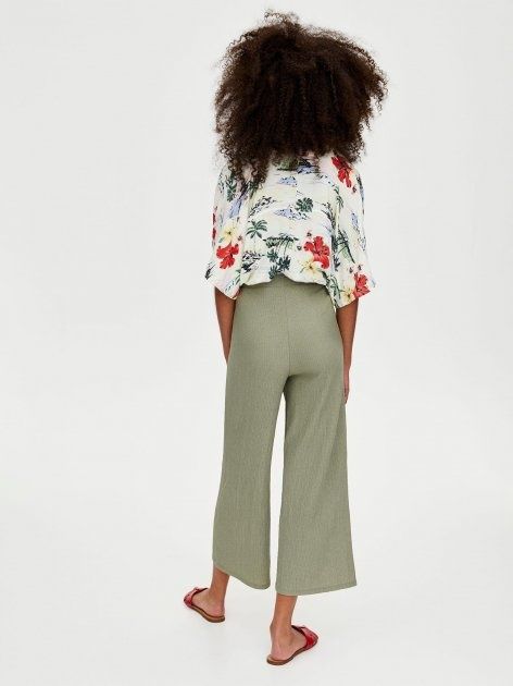 Pantaloni khaki Pull&Bear