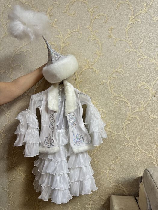 Казахский национальный костюм