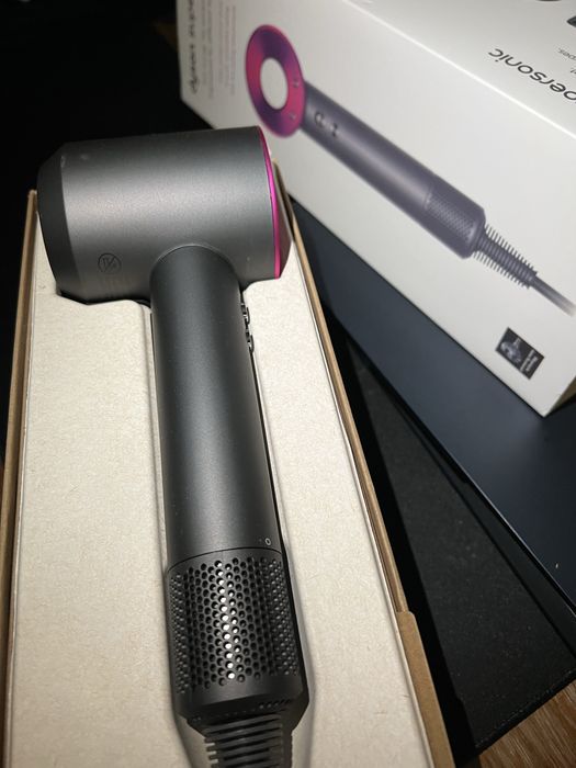 feon dyson supersonic