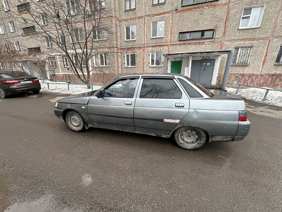 Продам ваз 2110