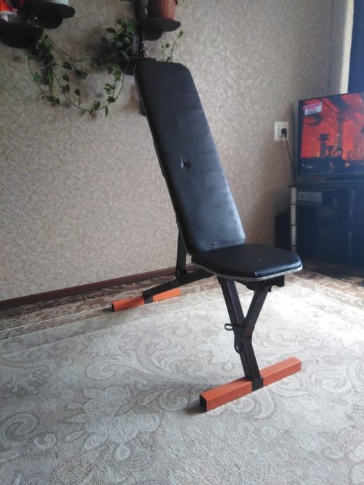 Скамья для жима.