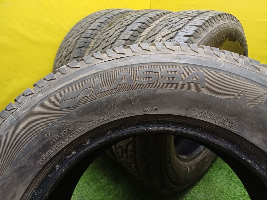 Шины R16 225/70 Lassa комплект.