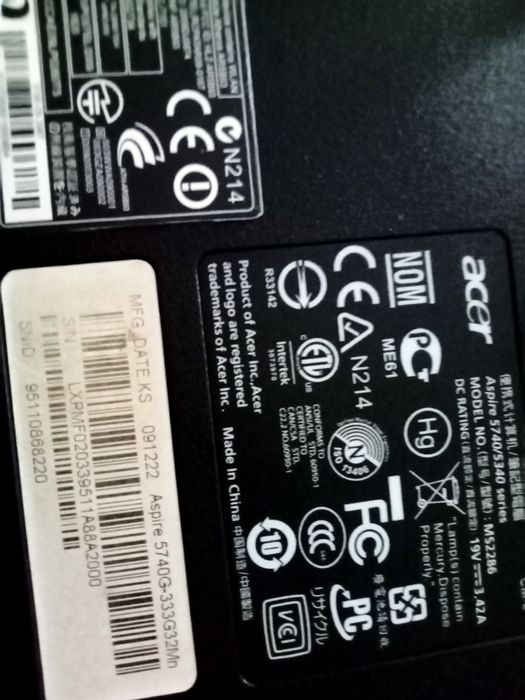 Vând leptop Acer piese