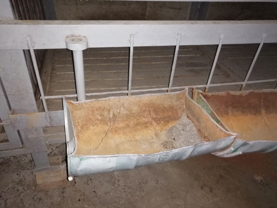 Qo'yxona, katak, sotiladi