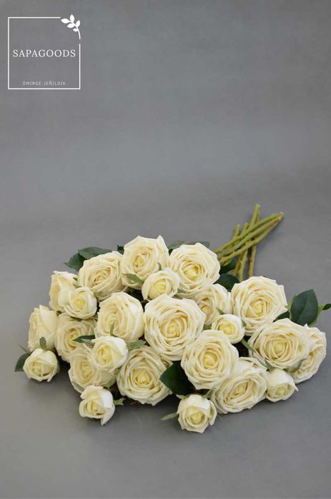 Белые розы 3 бутона 70см 1шт