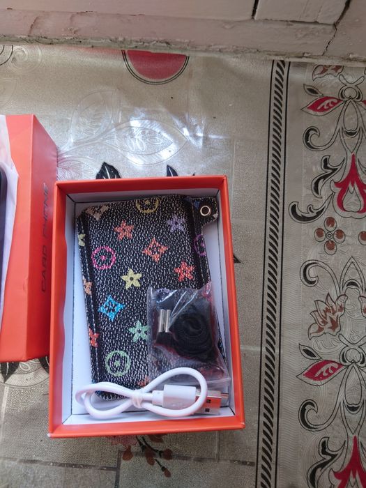 Телефон сотилади