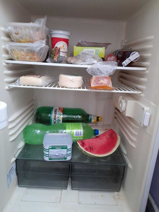 Хладилник Либхер/Liebher горен фризер