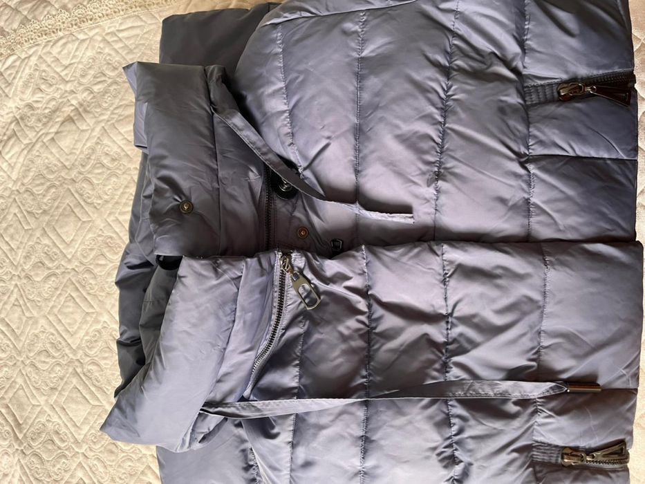 Продам женскую куртку 50р