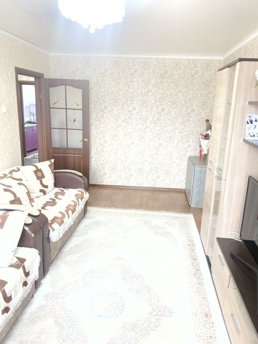 Продам 3 х комн . 6 -10,  5 этаж.