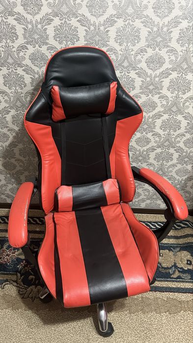 Продам игровое кресло