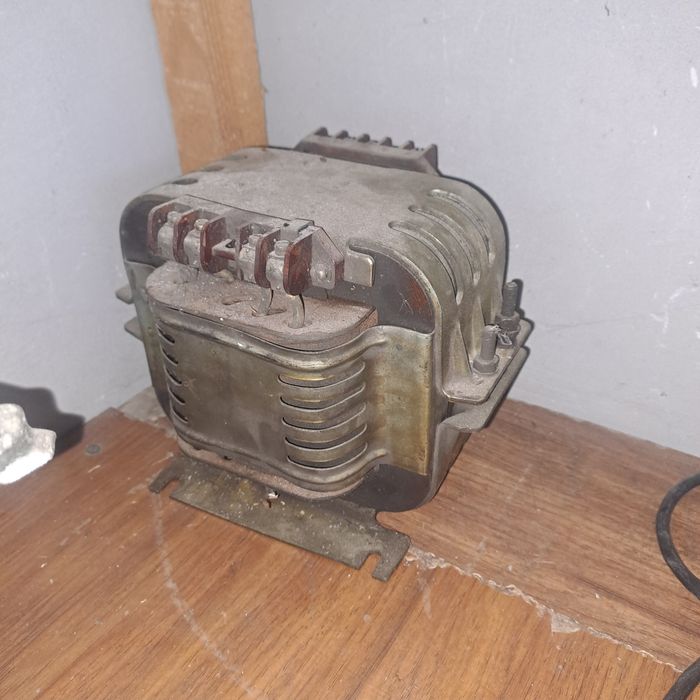 Трасфоматор тока!