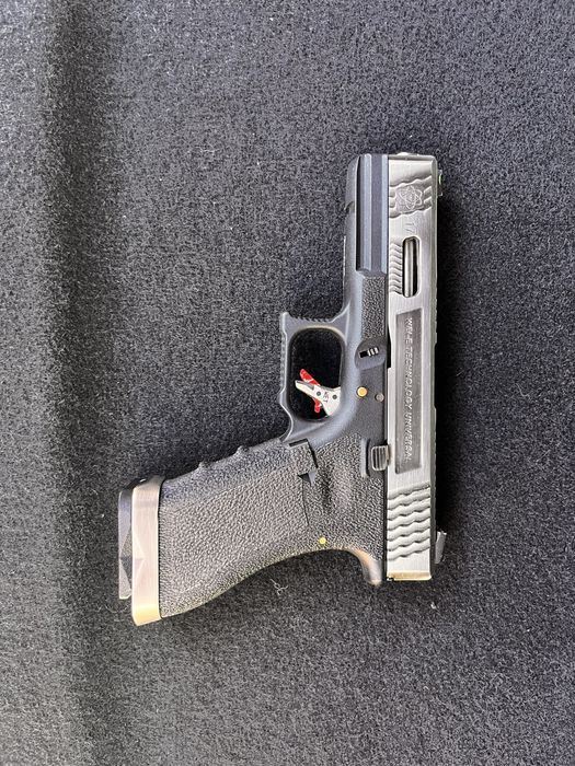 WE Glock 17 Custom