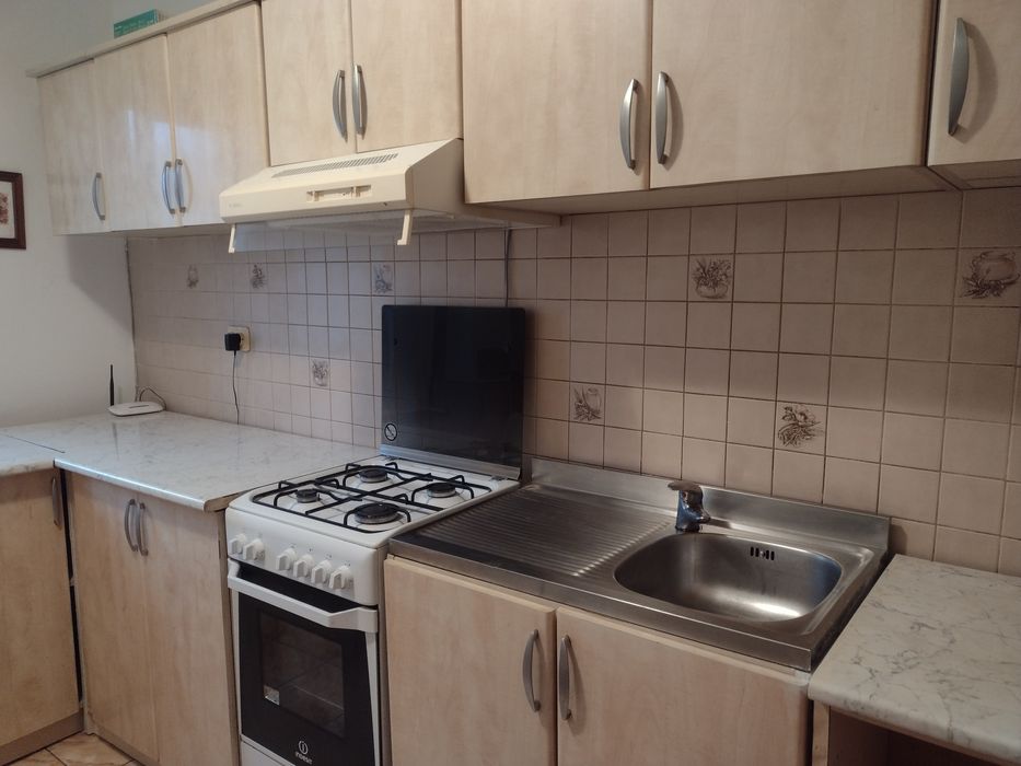 Inchiriez apartament