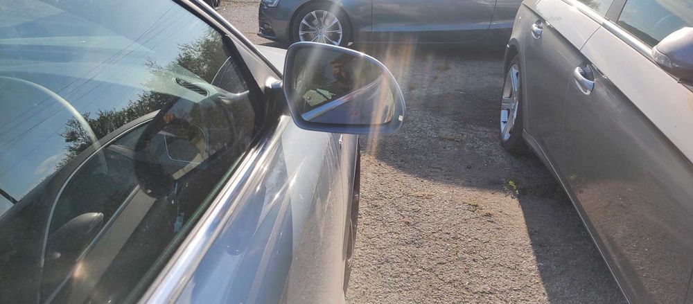 Дясно странично огледало Audi A4 B8