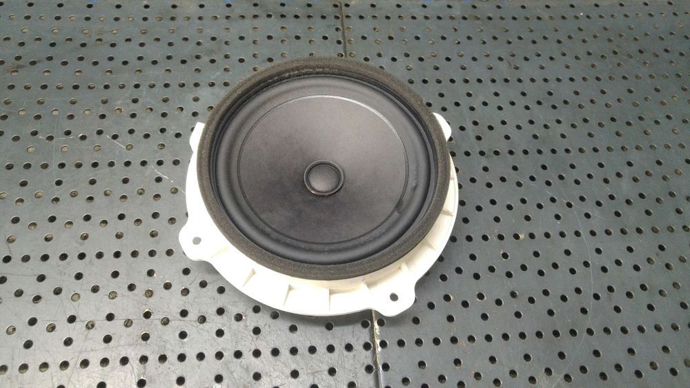 Boxa audio stanga fata hyundai ix35 lm el elh 963302s500