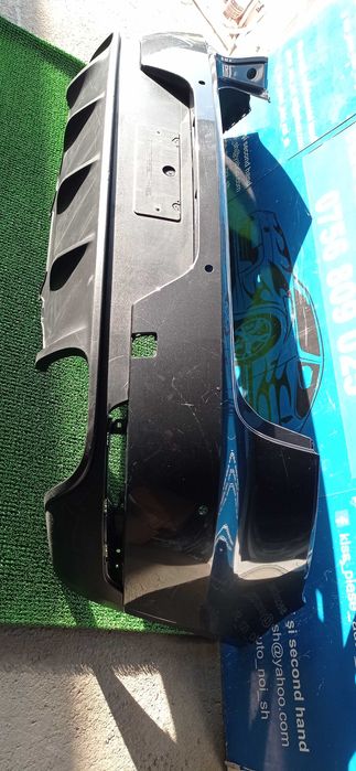 bara spate porsche macan