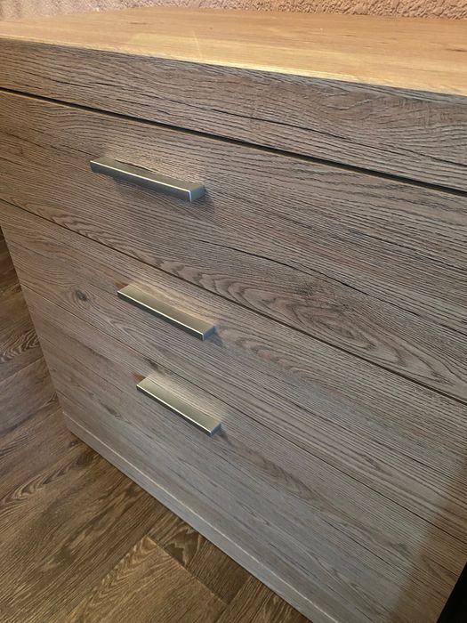 Комод с зеркалом