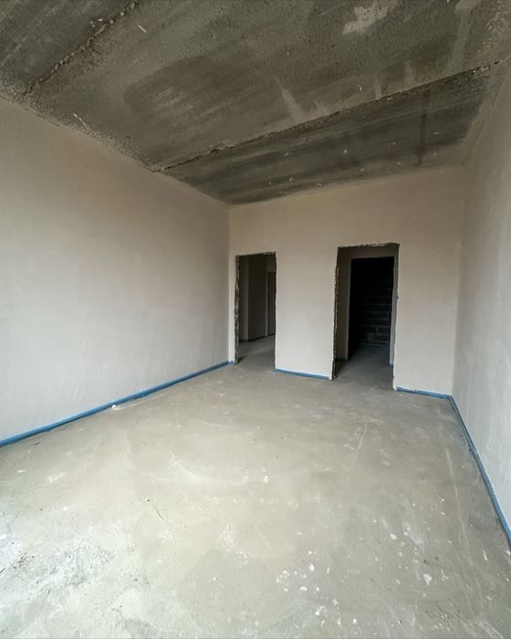 Продам 5комн. квартиру