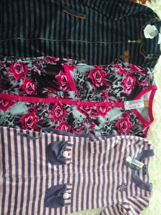 Продам женские халаты